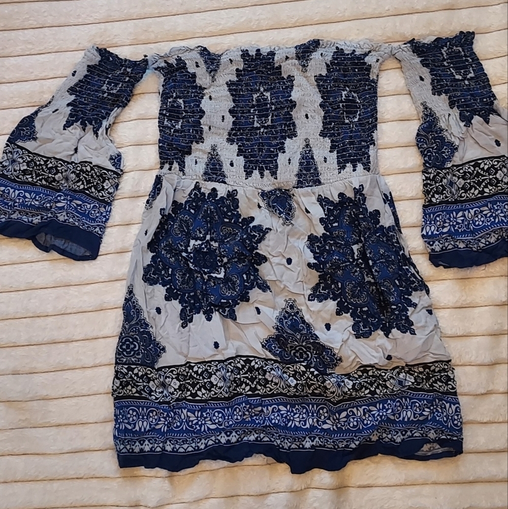 4/$18 Blue and White Off-Shoulder Dress